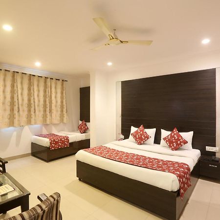 Airport Hotel Chanakya Delhi Nueva Delhi Exterior foto