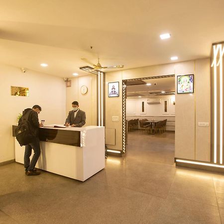 Airport Hotel Chanakya Delhi Nueva Delhi Exterior foto