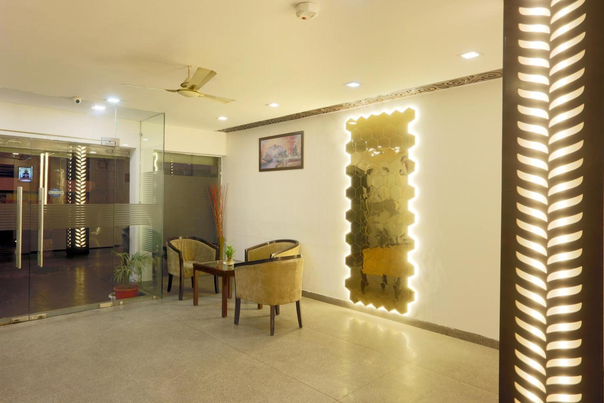 Airport Hotel Chanakya Delhi Nueva Delhi Exterior foto